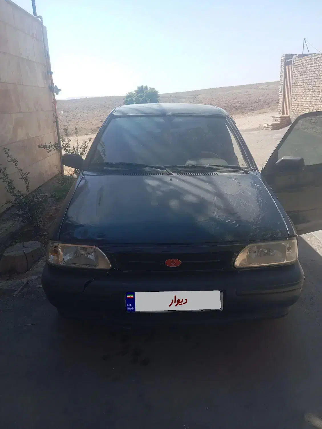 ماشین فروشی مدل 79|خودرو سواری و وانت|محلات, |دیوار