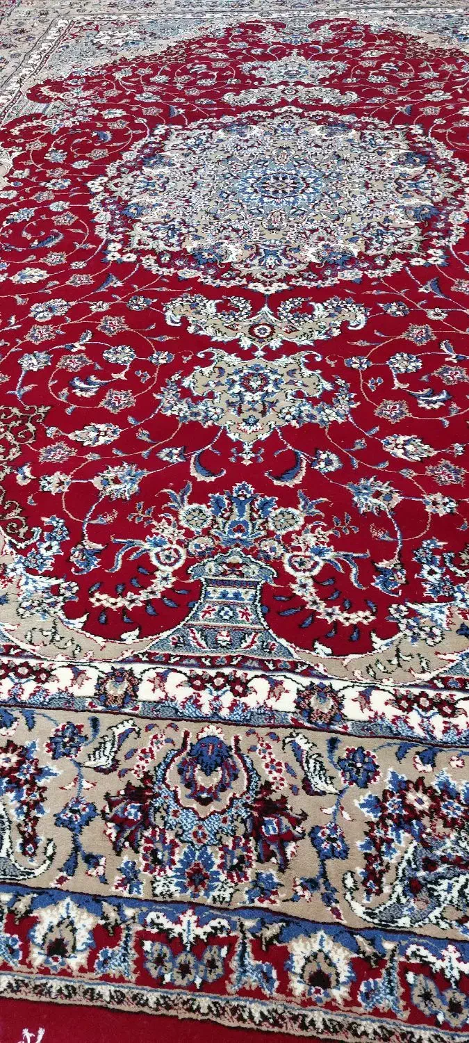 فرش ۹ متری کاملا نو اصلا استفاده نشده|فرش|اندیمشک, |دیوار