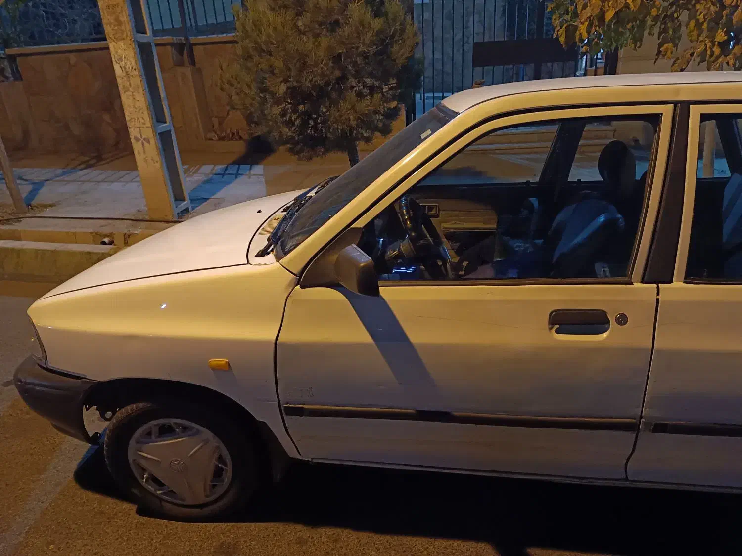 پراید مدل ۸۴  بیمه یکسال پر|خودرو سواری و وانت|قم, بنیاد|دیوار