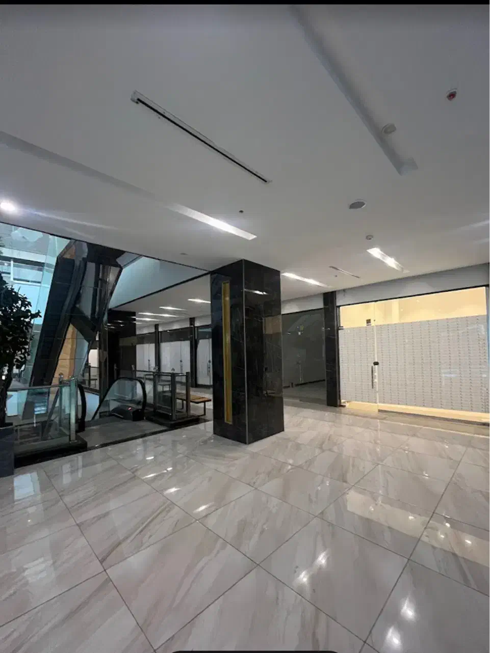 معاوضه مغازه کرمان با اپارتمان قشم|فروش مغازه و غرفه|قشم, |دیوار