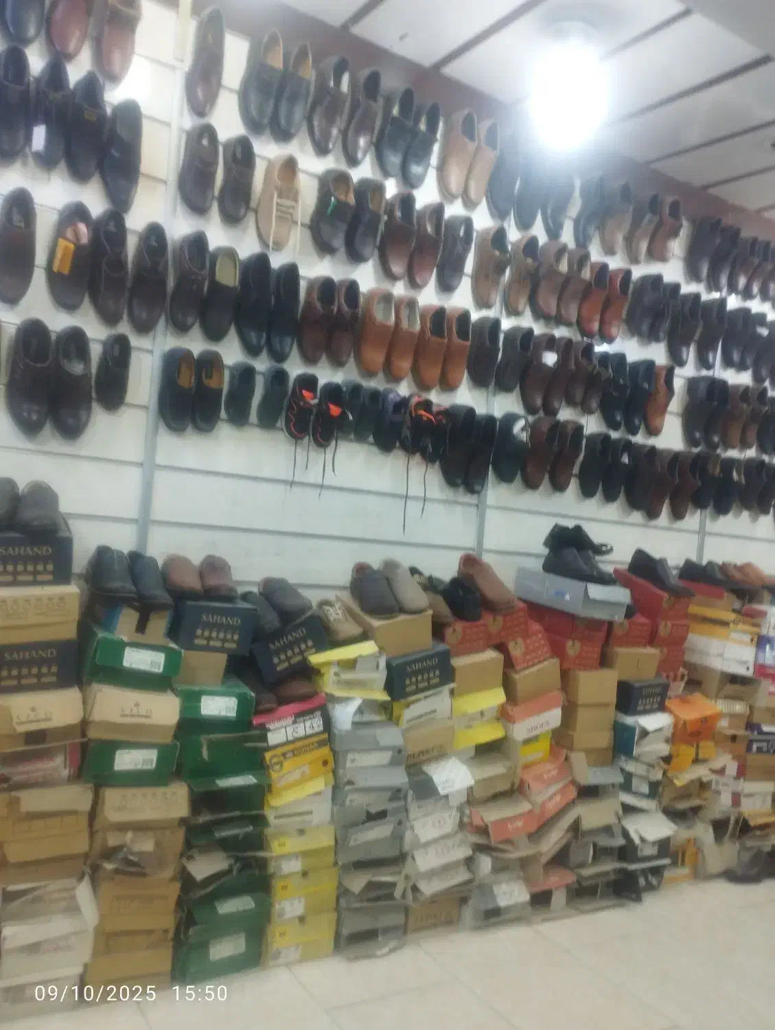 فروش مغازه کفش فروشی|اجارهٔ مغازه و غرفه|سراوان, |دیوار