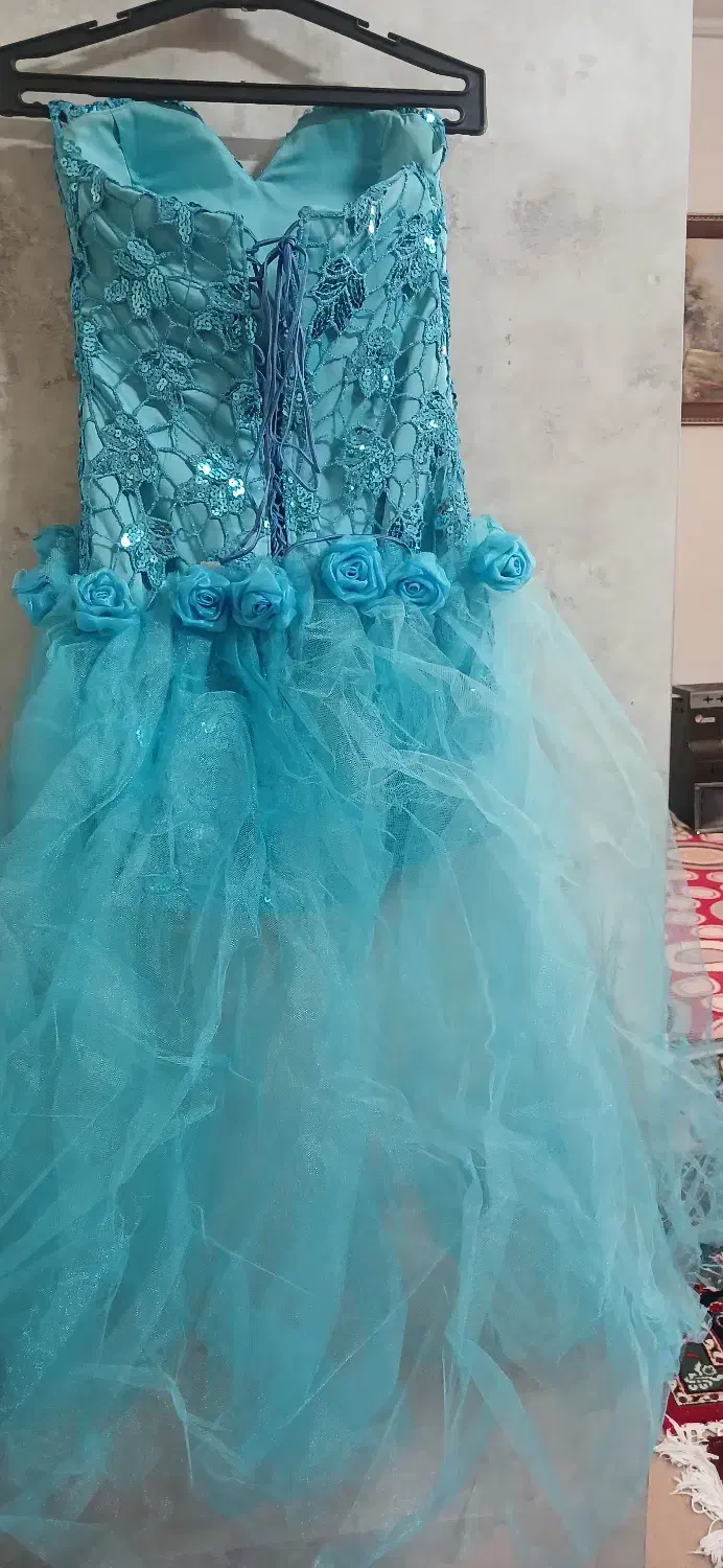 لباس مختلف|لباس|ملایر, |دیوار