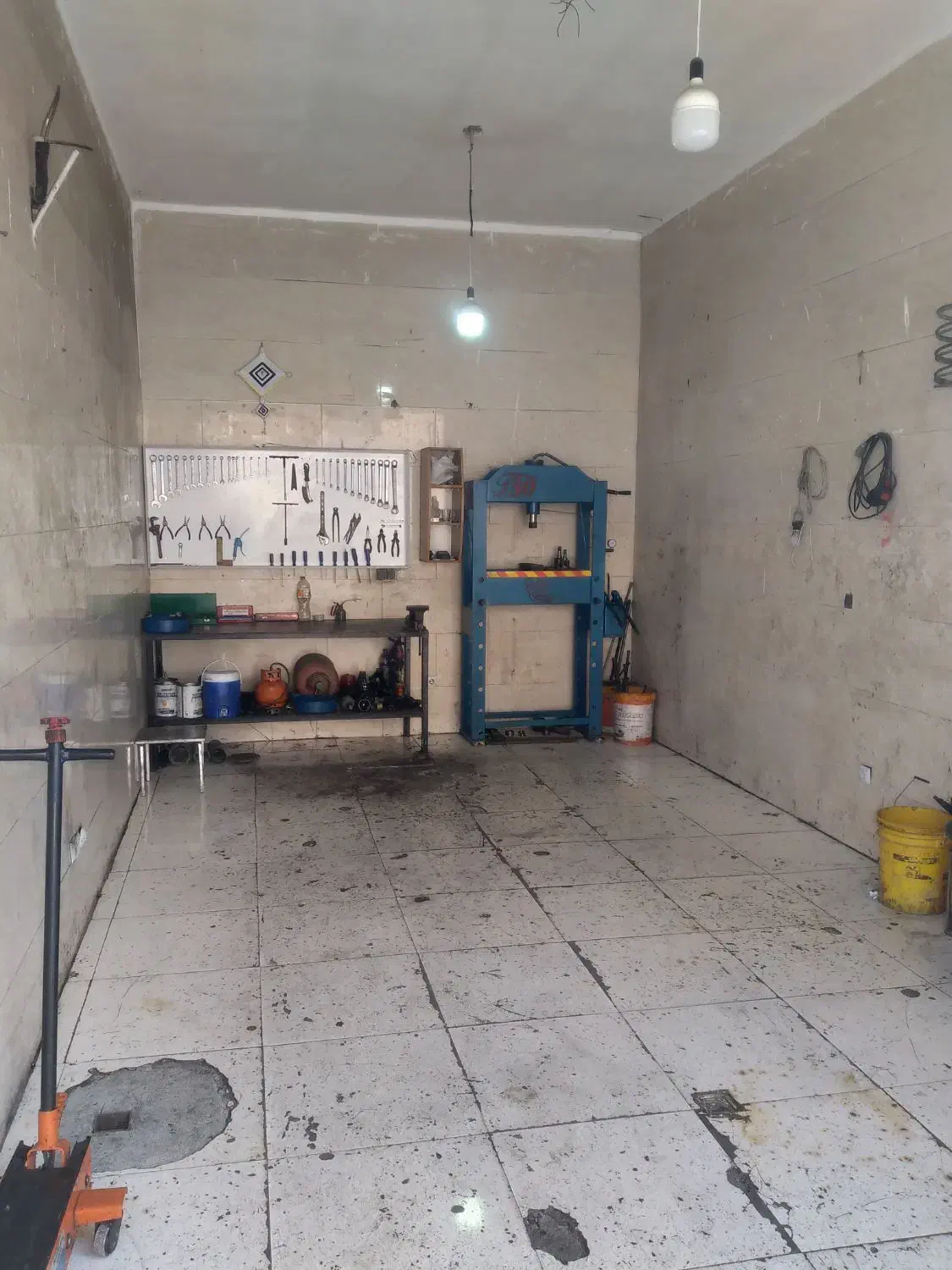 استخدام جهت همکاری در زیروبندسازی ومکانیکی|استخدام صنعتی، فنی، مهندسی|فولادشهر, مسکن مهر فولادشهر|دیوار