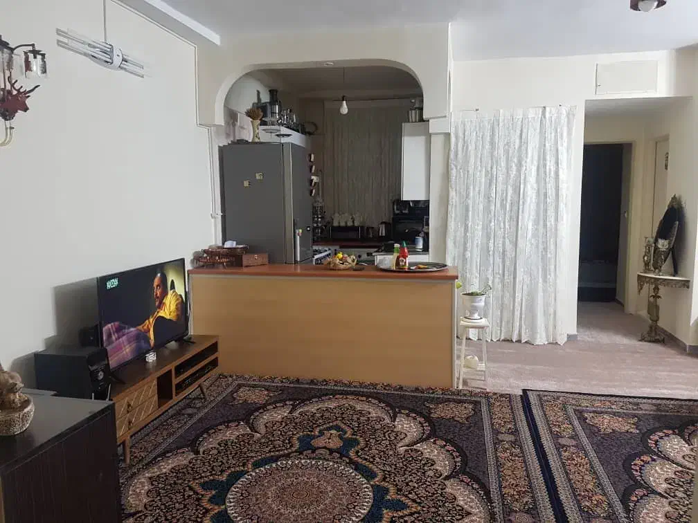 ۵۷ متری با پارکینگ مجمتع اتیه تک خوابه|فروش آپارتمان|ری, سیزده آبان|دیوار