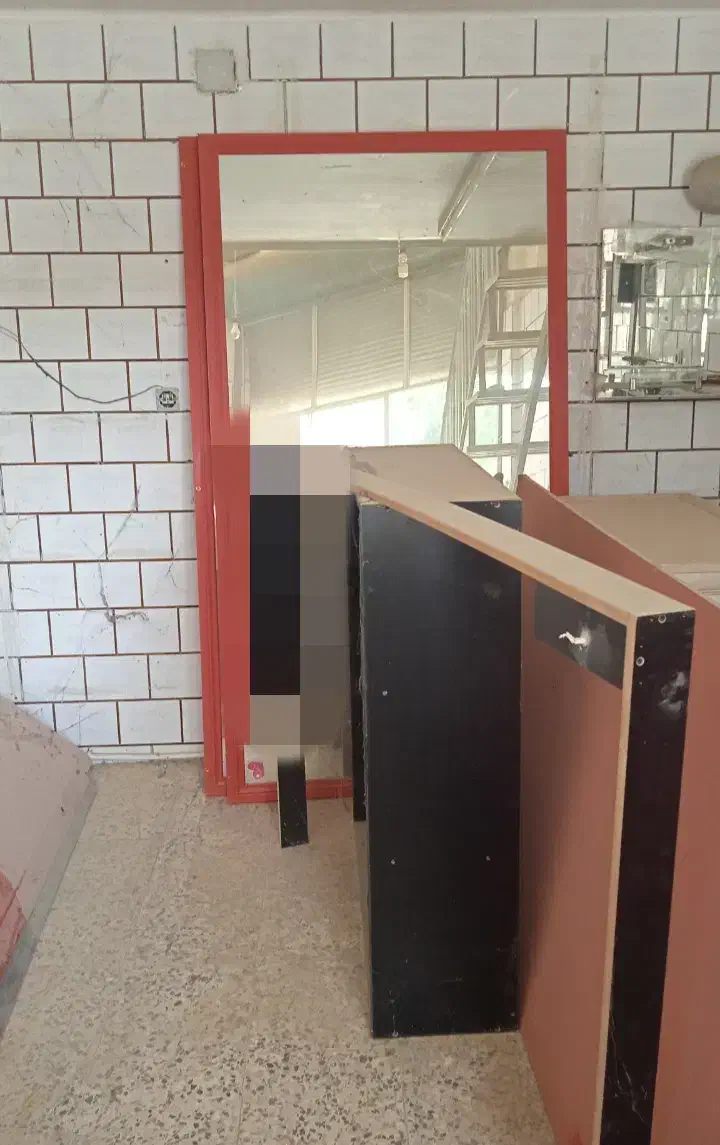 آینه|آرایشگاه و سالن‌های زیبایی|دزفول, |دیوار