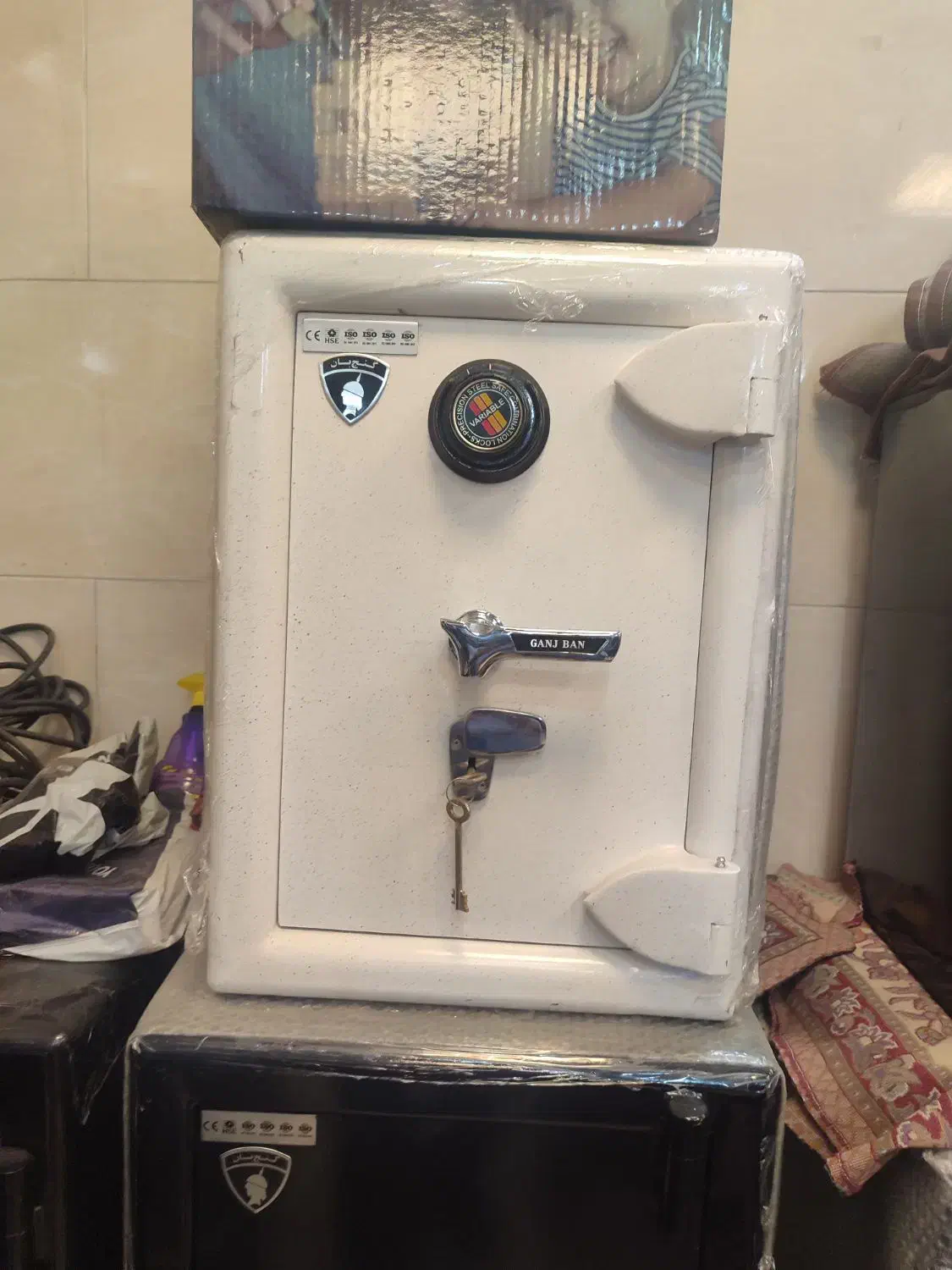 گاوصندوق ضد برش گاو صندوق ایمن|ابزارآلات|کارون, |دیوار