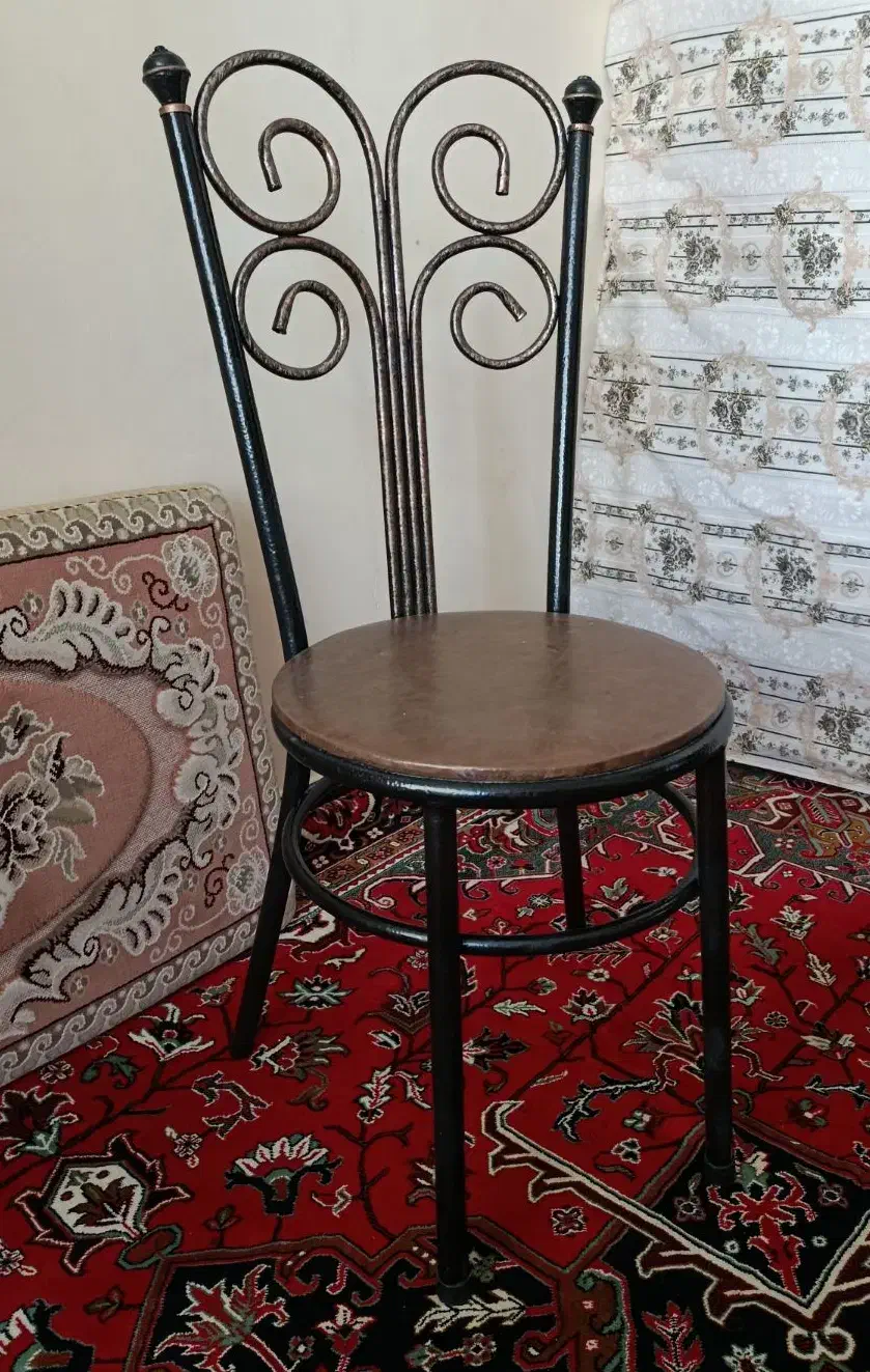 صندلی فلزی با روکش چرمی|صندلی و نیمکت|مشگین شهر, |دیوار