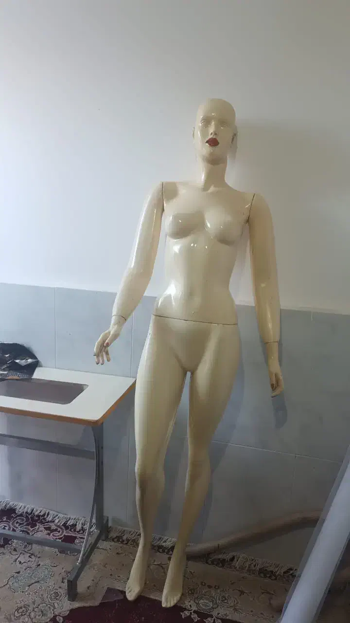 مانکن|فروشگاه و مغازه|نوشین شهر, |دیوار