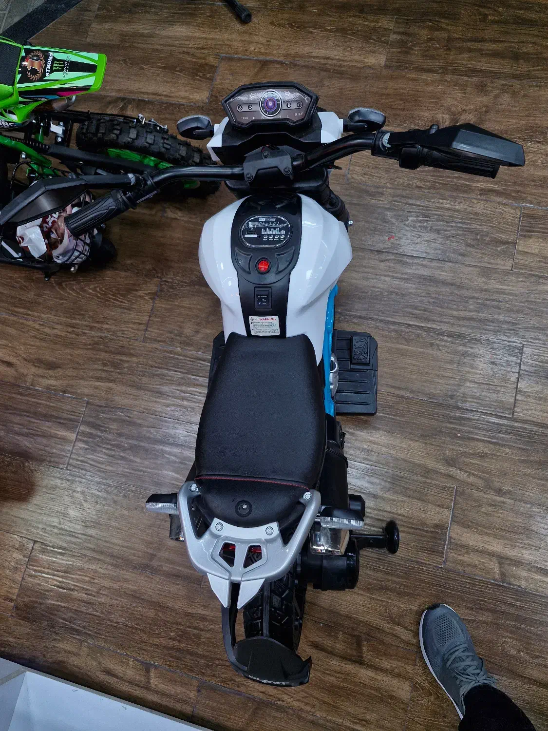 موتور شارژی کودک|اسباب‌‌بازی|شیراز, حومه شیراز|دیوار