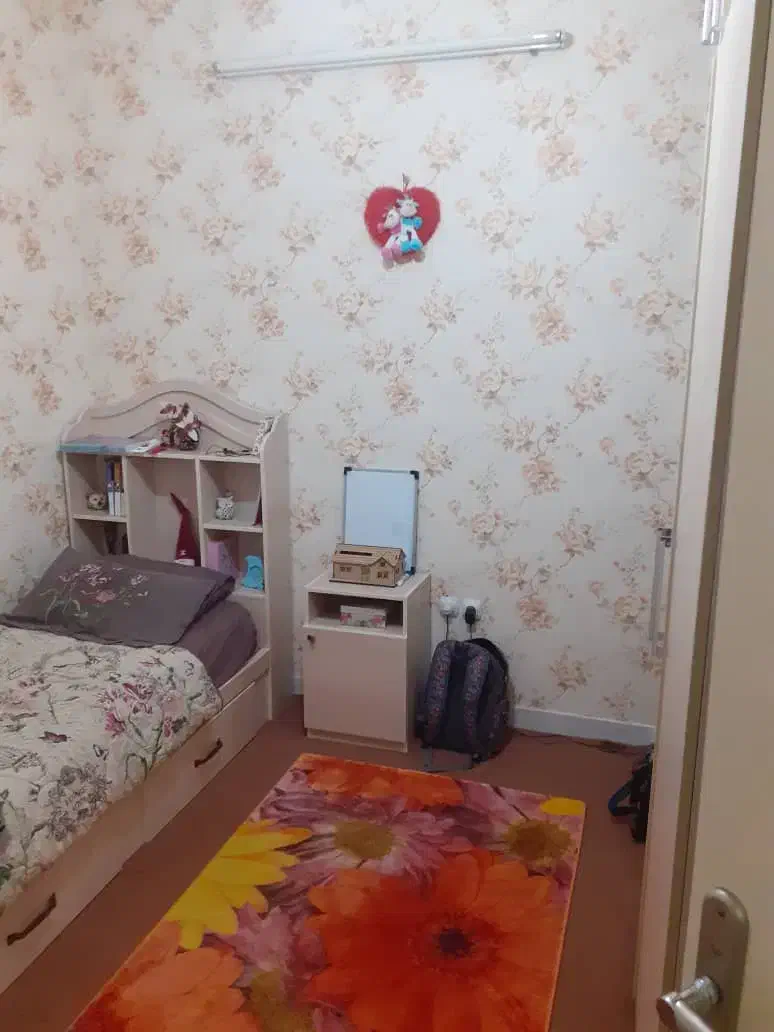 تخت و پاتختی جادار زیر قیمت|تخت و سرویس خواب|قم, هنرستان|دیوار