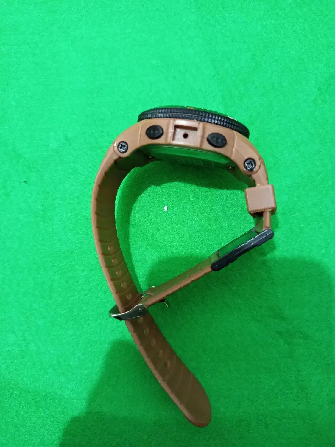 ساعت نو|ساعت|قم, قلعه عموحسین|دیوار