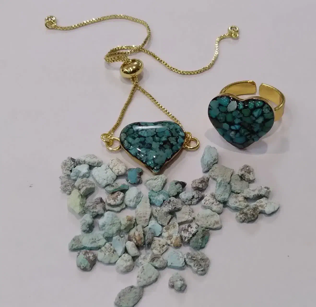 گردنبند فیروزه‌|جواهرات|اصفهان, شیخ اشراق|دیوار