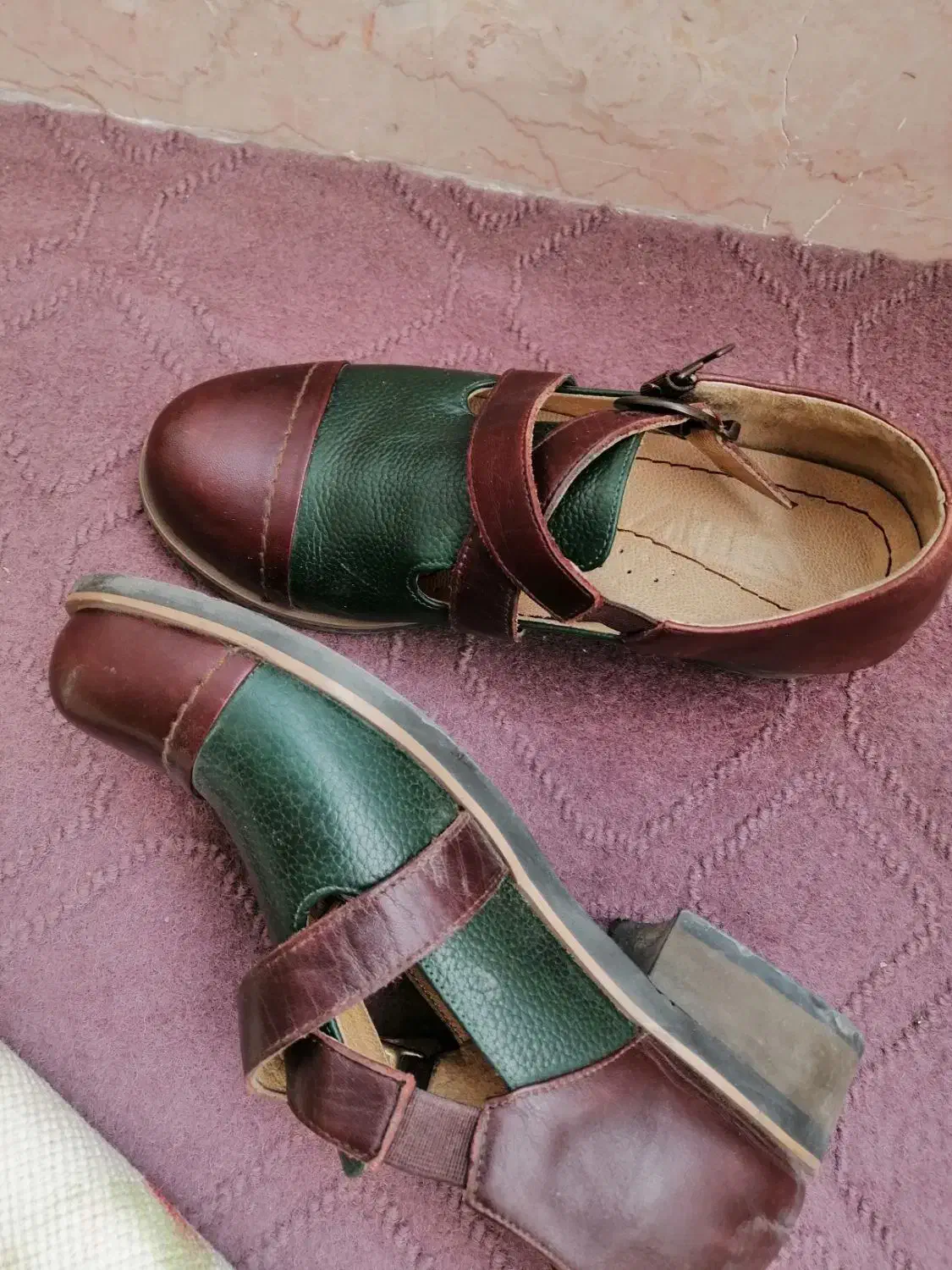 کفش|کیف، کفش، کمربند|اهواز, شهرک دانشگاه|دیوار