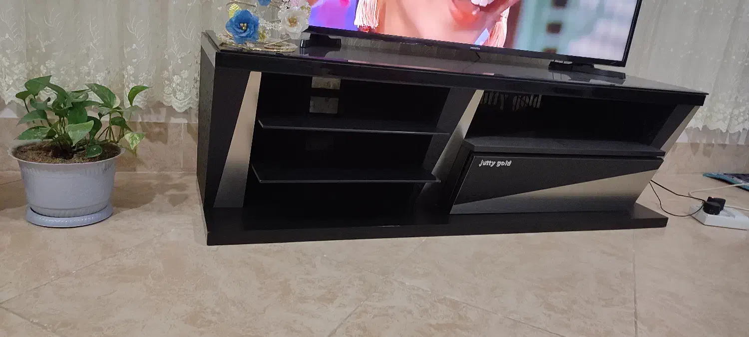 جا کفشی و میز تلویزیون|جاکفشی، کمد، دراور|بروجرد, |دیوار