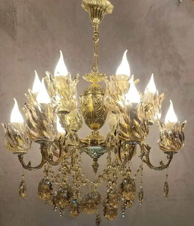 لوستر تمام برنزی ۸+۲دهتا شعله درکارگاه کارمندان|لوستر و چراغ آویز|کرمانشاه, |دیوار