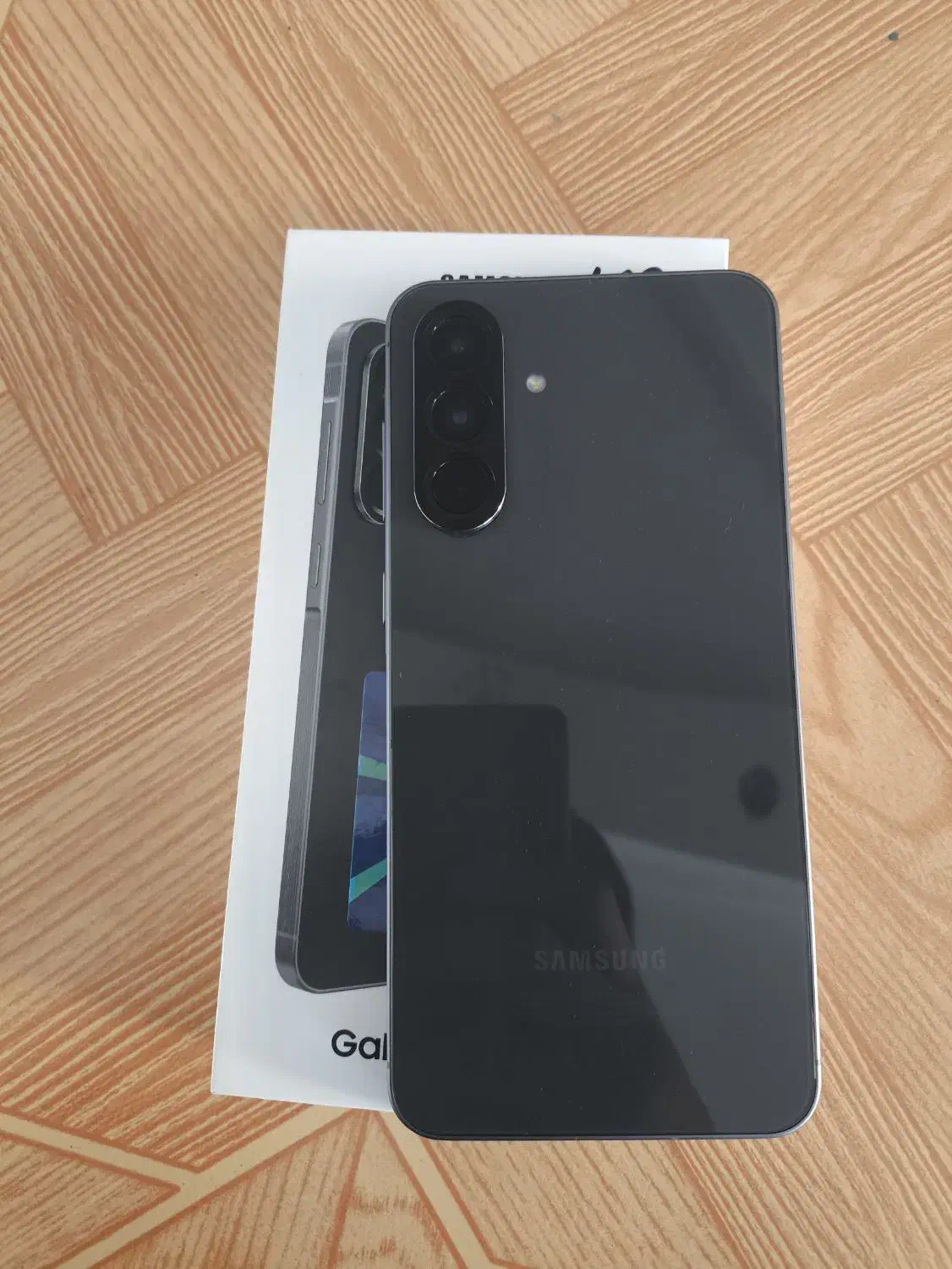 ۰۰۰|موبایل|نورآباد, |دیوار