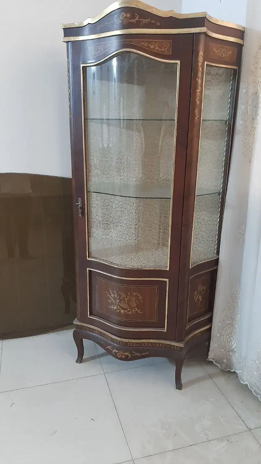 بوفه چوبی|بوفه، ویترین، کنسول|یزد, |دیوار