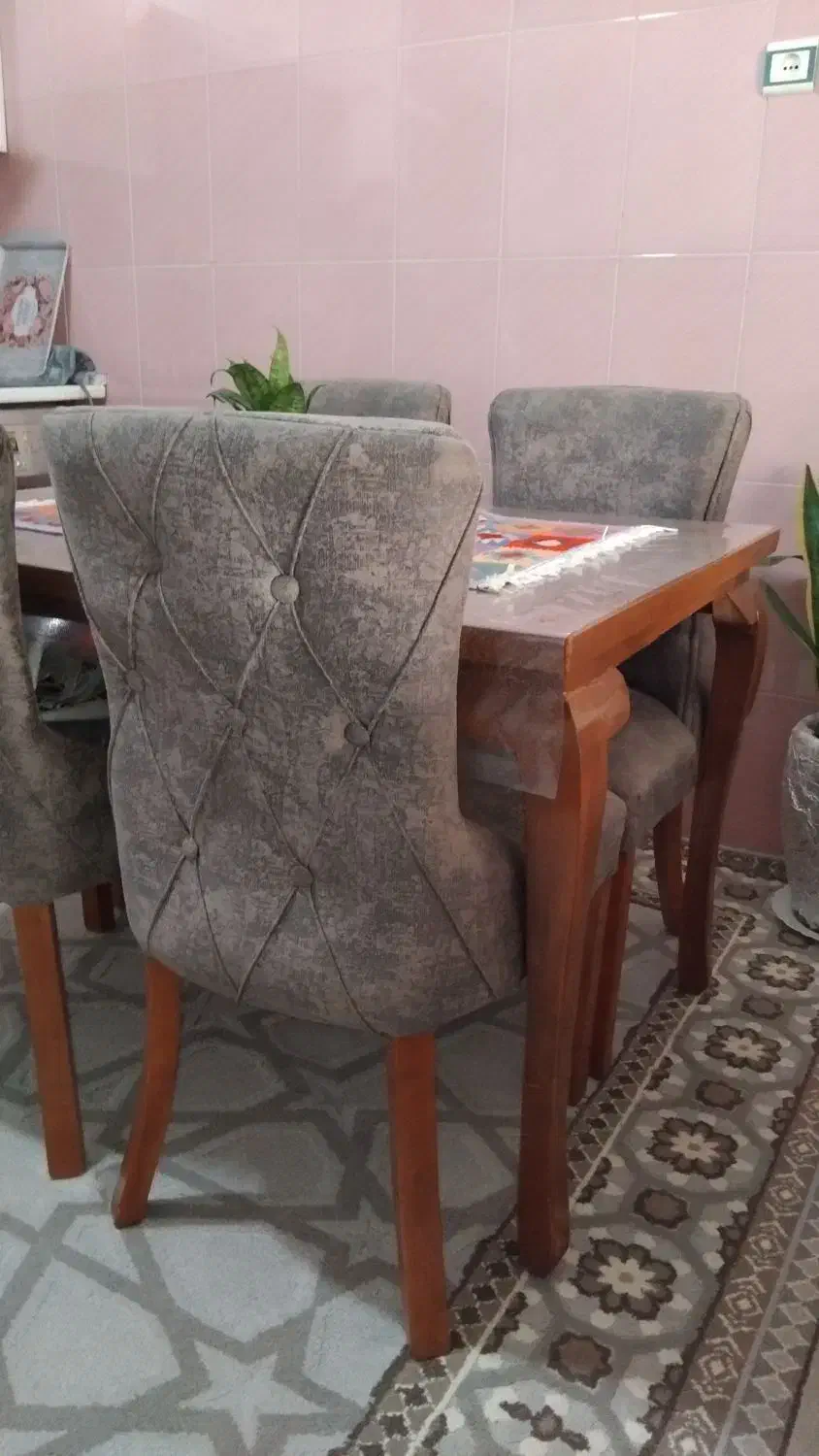 میز ناهارخوری خوری ۴ نفر ، طوسی|میز و صندلی غذاخوری|نسیم‌شهر, |دیوار