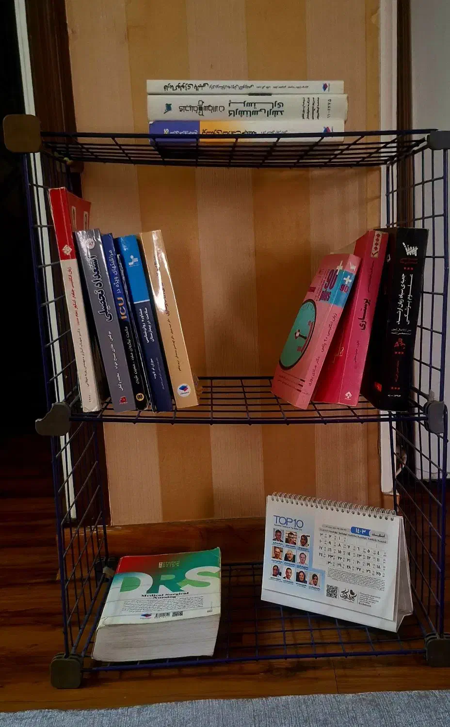 قفسه ی فلزی ۳ طبقه|کتابخانه، شلف، قفسه‌های دیواری|بابل, |دیوار