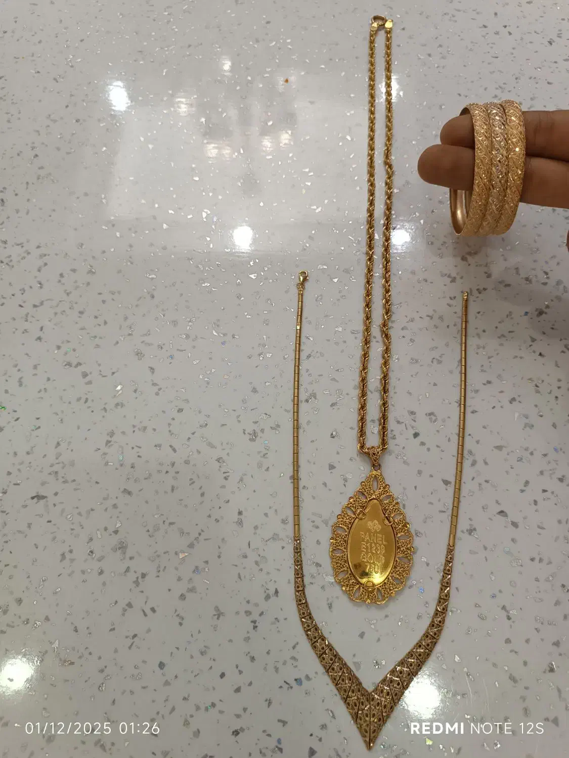 طلای کار کرده 200بالای تابلو|جواهرات|اراک, |دیوار