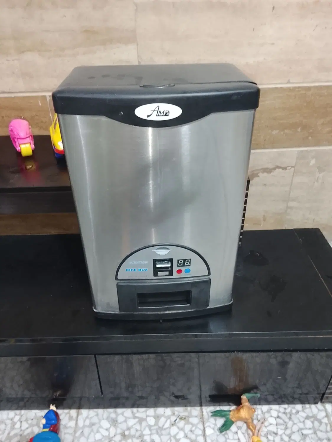 سطل برنج اتوماتیک|ظروف نگهدارنده، پلاستیکی، یکبارمصرف|تهران, نعمتآباد|دیوار
