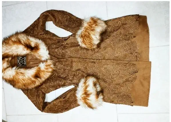 پالتو زمستانی|لباس|پرند, فاز ۵|دیوار