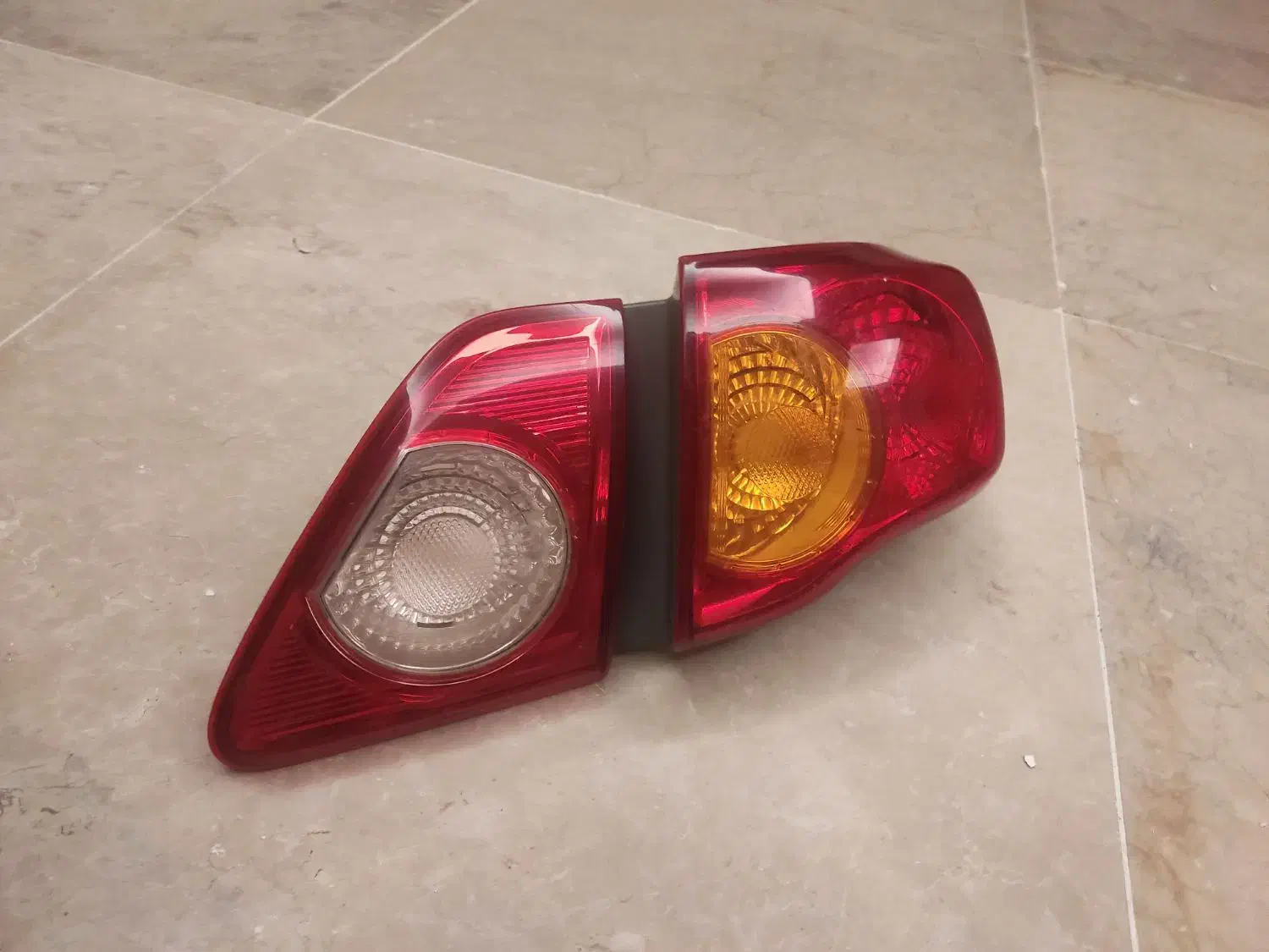 جلو پنجره ماکسیما، چراغ جلو کمری ،چراغ عقب کرولا|قطعات یدکی و لوازم جانبی|تهران, دارآباد|دیوار