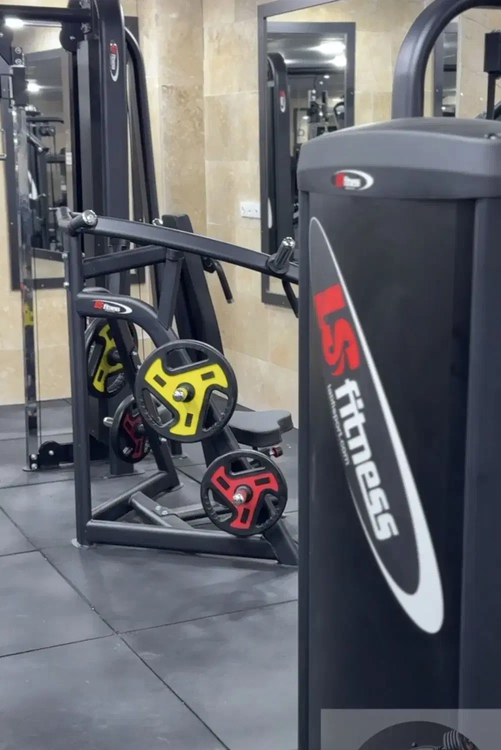 دستگاهای بدنسازی معاوضه باخودرو انجام میشود|تجهیزات ورزشی|تهران, صد دستگاه|دیوار