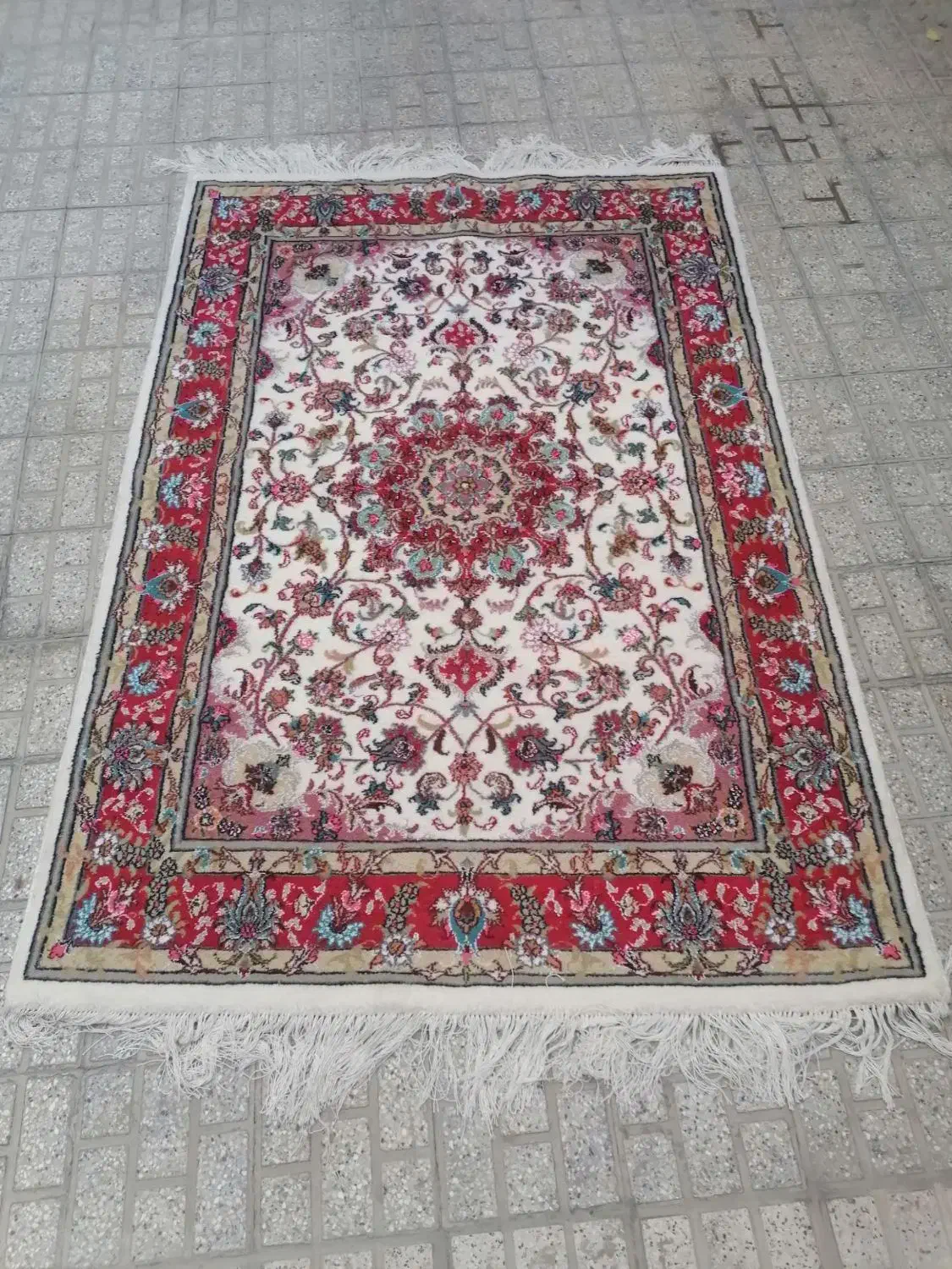 فرش دستباف ۳ متری ۶ متری و ۹ متری دستبافت|فرش|مشهد, فتح المبین|دیوار