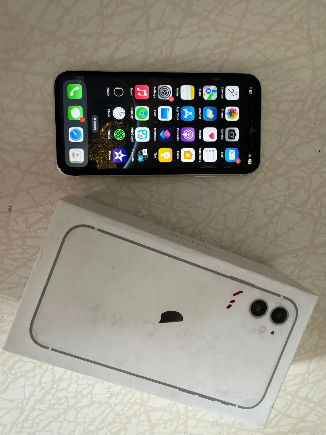 آیفون ۱۱ نرمال ۱۲۸ گیگ|موبایل|تهران, قیطریه|دیوار