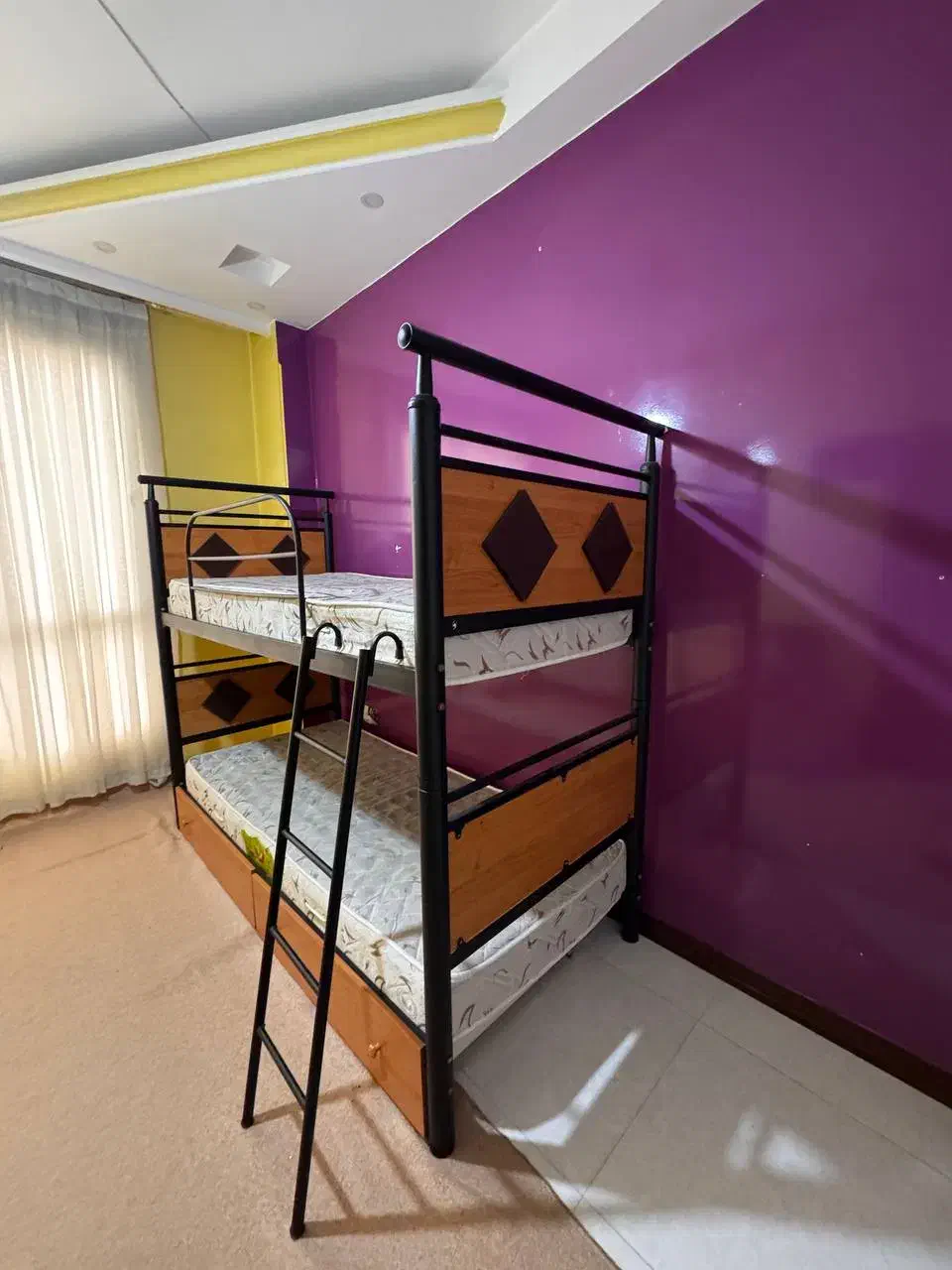 تخت دو طبقه فلزی و چوبی|تخت و سرویس خواب|اسلام‌شهر, شهرک مهدیه|دیوار