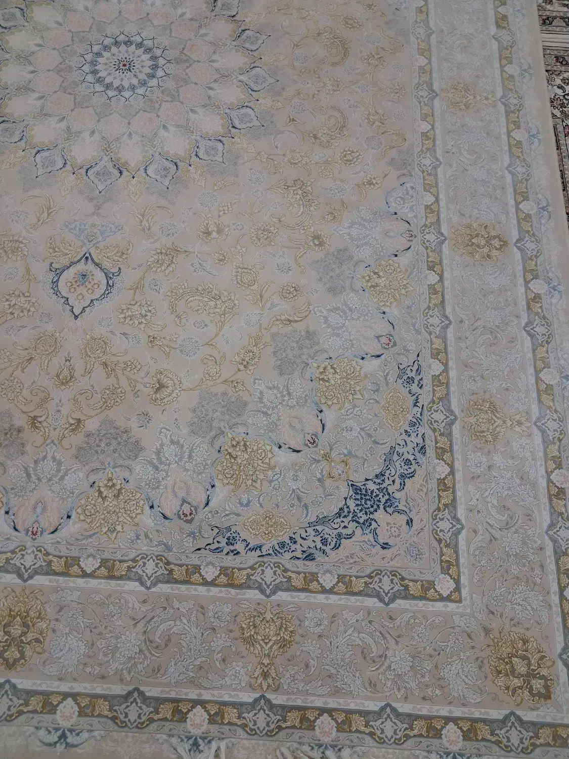 دو تخته فرش ۹ متری|فرش|پاکدشت, حصار امیر|دیوار