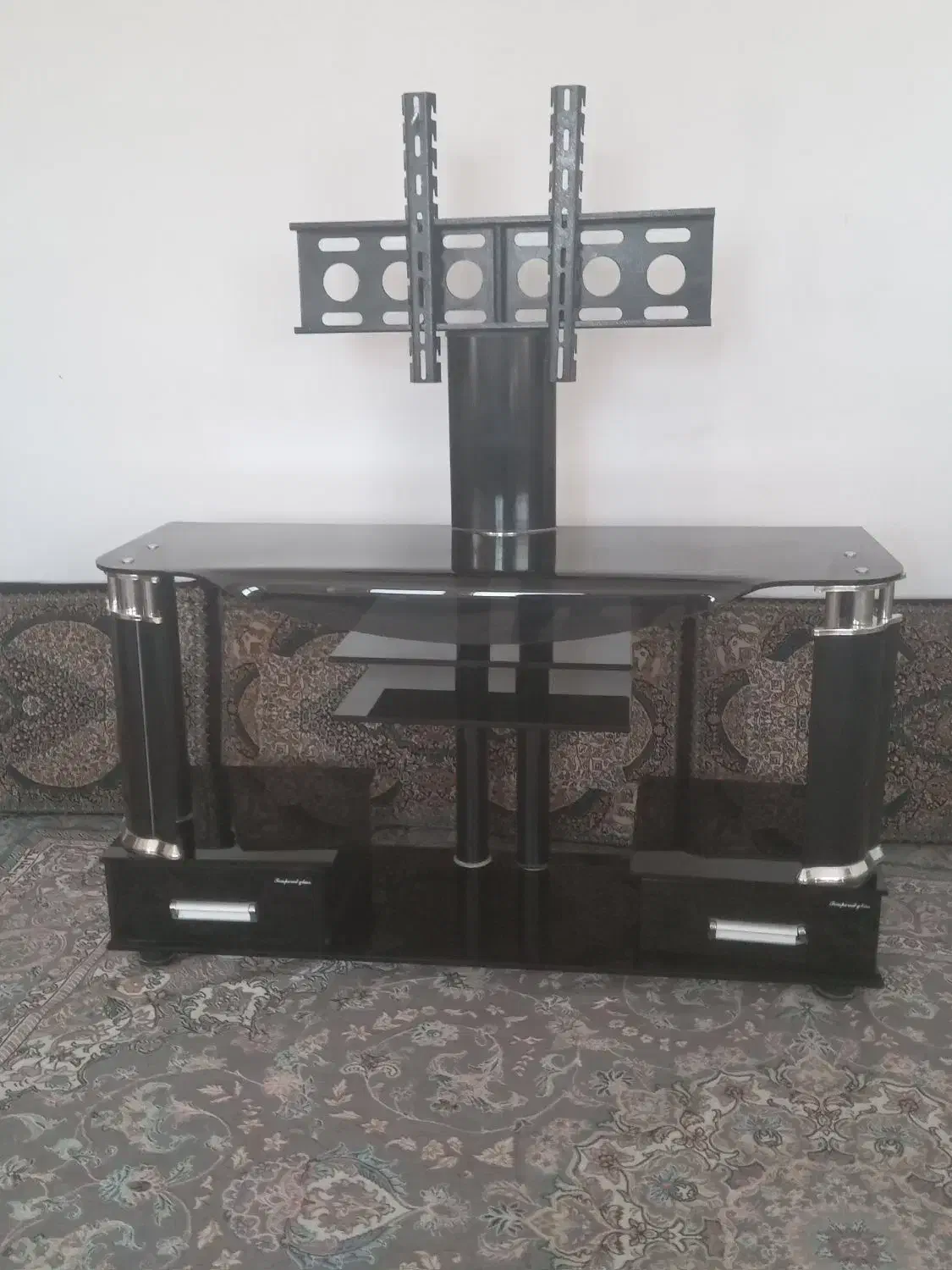 میز تلویزیون شیشه ای ترک|میز تلویزیون|مشهد, انصار|دیوار