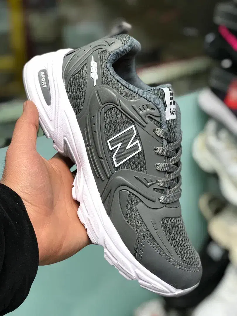 کتانی نیوبالانس ۵۳۰ ایرانی|کیف، کفش، کمربند|اندیشه, اندیشه فاز ۴|دیوار