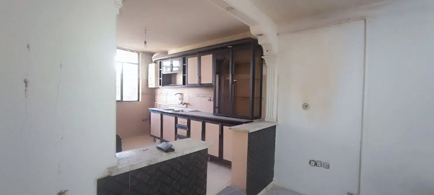 تک واحدی ۹۵ متر|اجارهٔ آپارتمان|آبیک, |دیوار