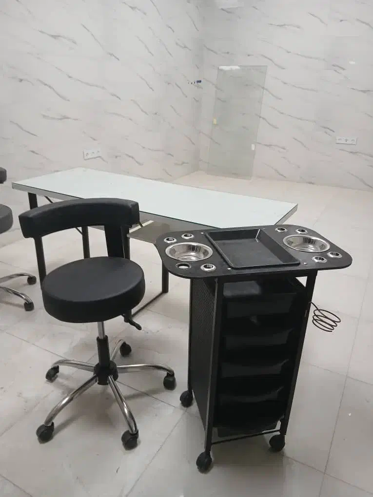 وسایل ناخن کاری|آرایشگاه و سالن‌های زیبایی|فردوسیه, |دیوار