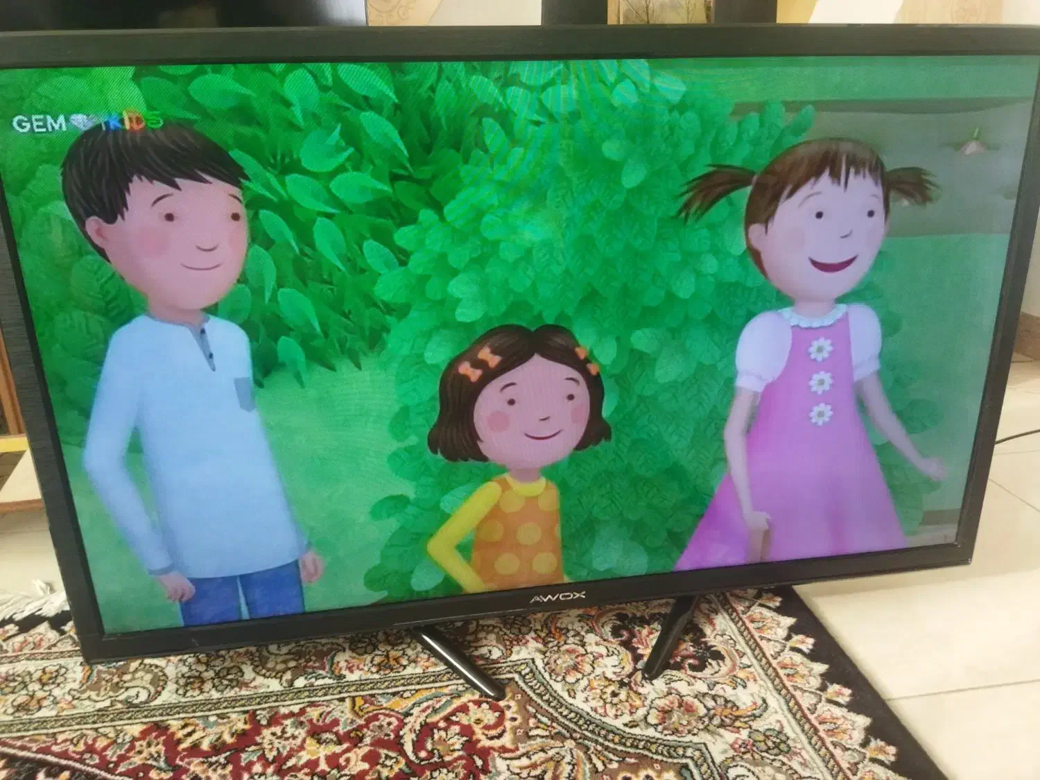 تلویزیون LED 42 آواکس ساخت ترکیه در حد نو سالم|تلویزیون و پروژکتور|رشت, بیجارپس|دیوار