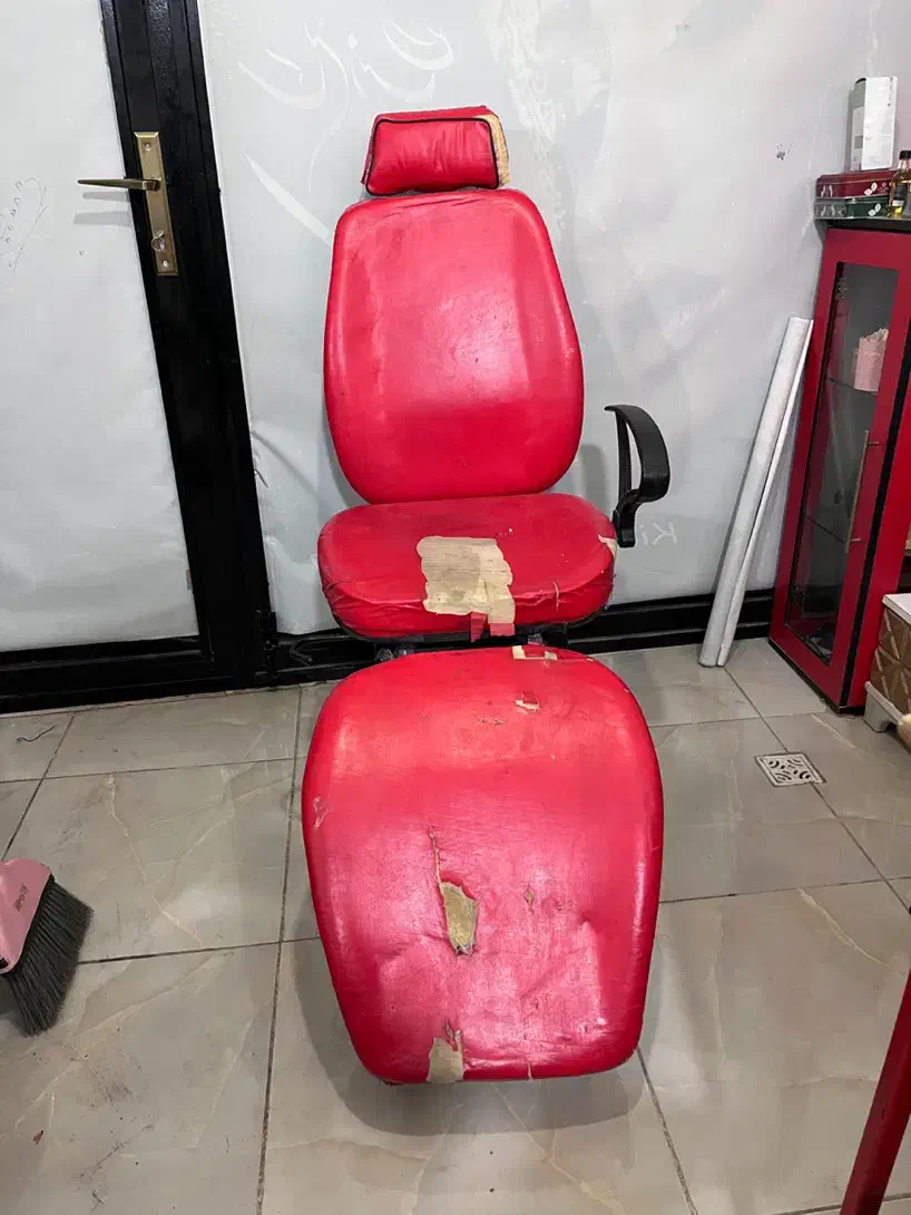 صندلی اصلاح و صندلی تک نفره|آرایشگاه و سالن‌های زیبایی|اردبیل, |دیوار