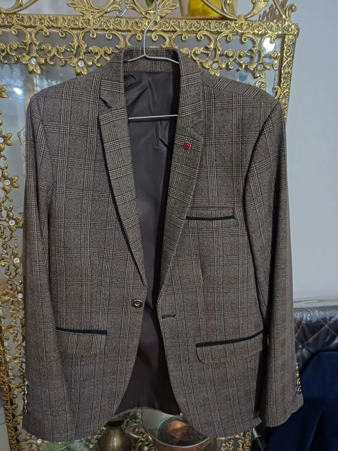 کت مردانه|لباس|میانه, |دیوار