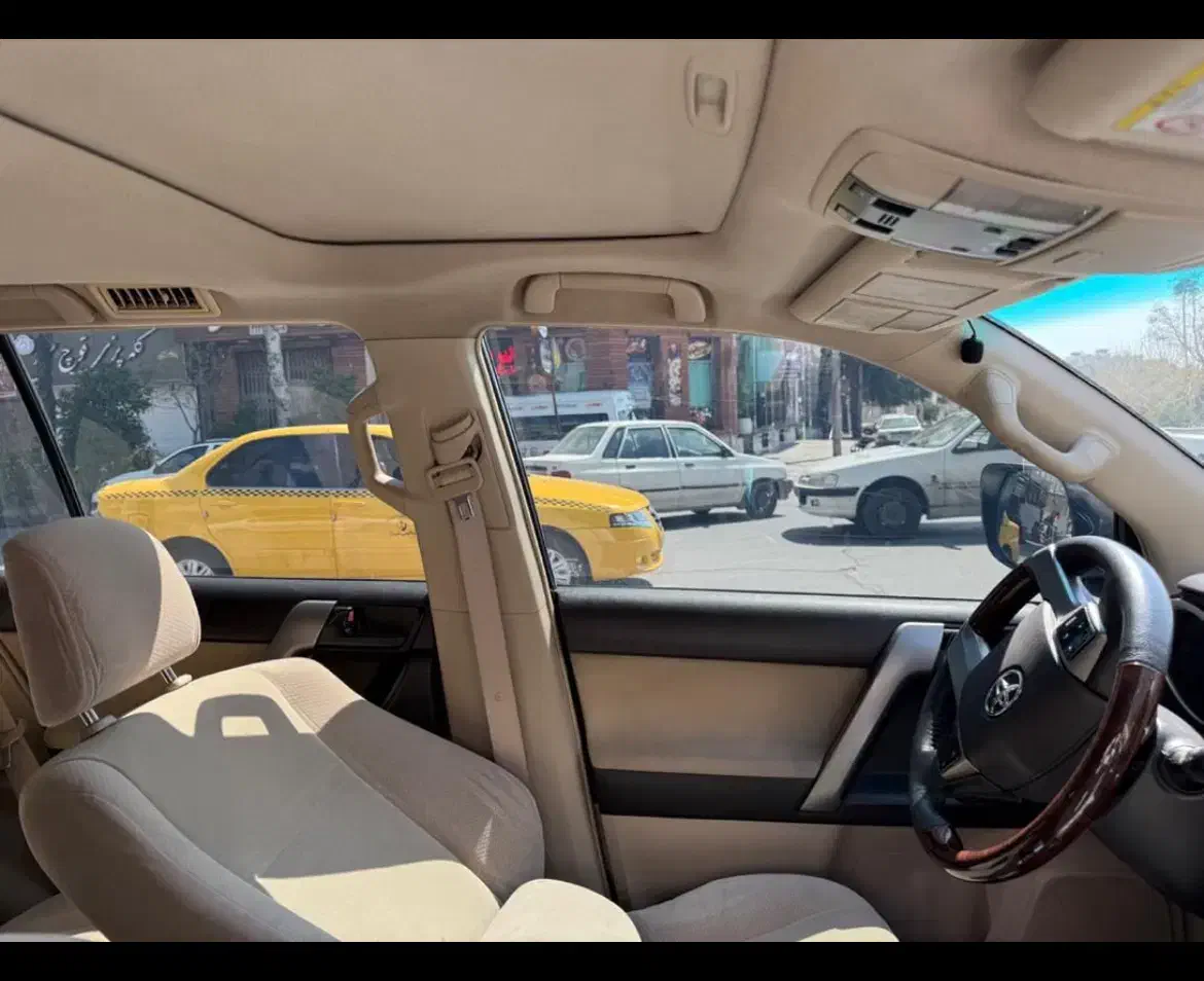 نصب شیشه دودی با قیمت استثنایی|خدمات موتور و ماشین|دزفول, |دیوار