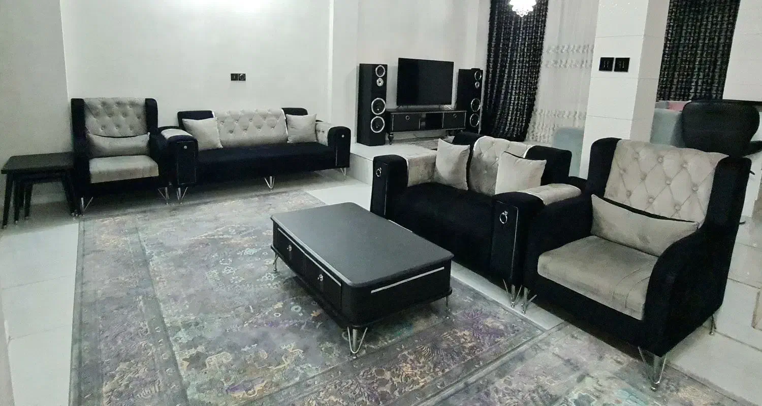 مبلمان هفت نفره و میز غذاخوری شش نفره|مبلمان خانگی و میز عسلی|ری, شهرری|دیوار