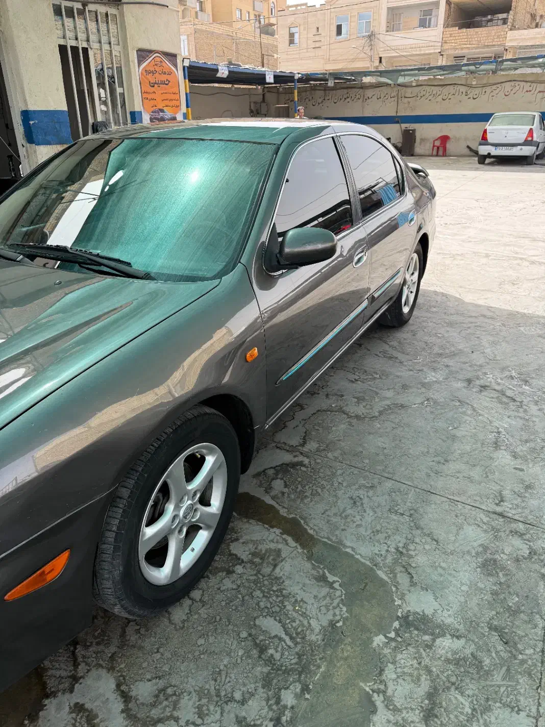 ماکسیما مدل ۸۱|خودرو سواری و وانت|اصفهان, کوی شهید کشوری|دیوار