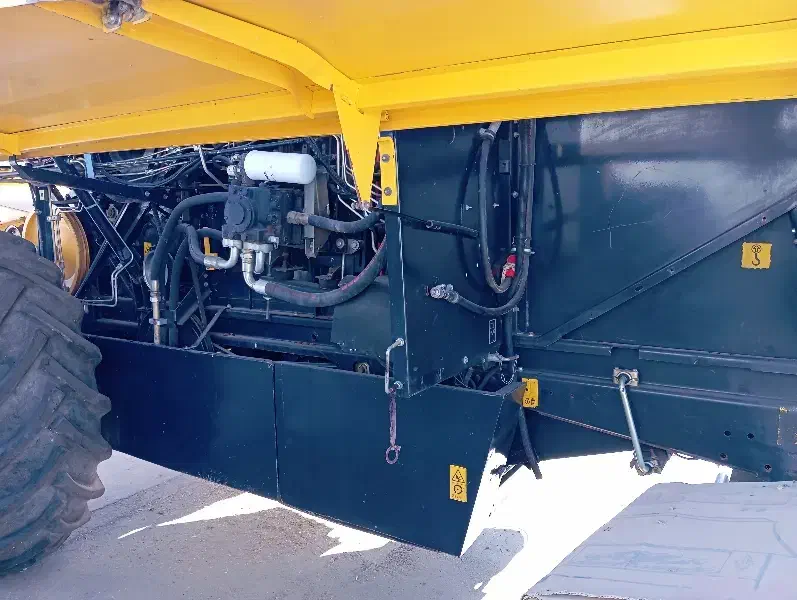 کمباین نیوهلند مدل ۲۰۱۱ وارداتی دسته برقی|خودرو سنگین|مرودشت, تخت جمشید|دیوار