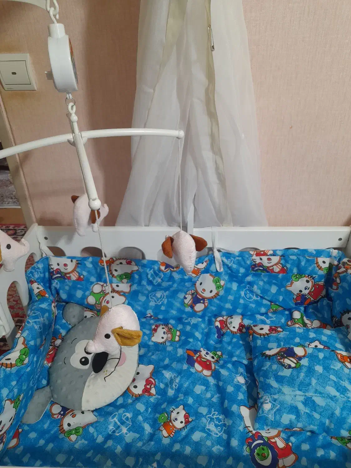 تخت خواب گهواره شو|تخت و سرویس خواب|اراک, |دیوار