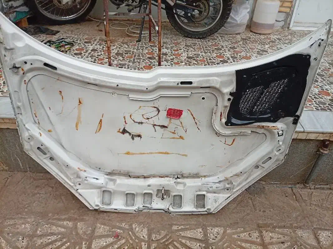 کاپوت ۲۰۶|قطعات یدکی و لوازم جانبی|یزد, |دیوار