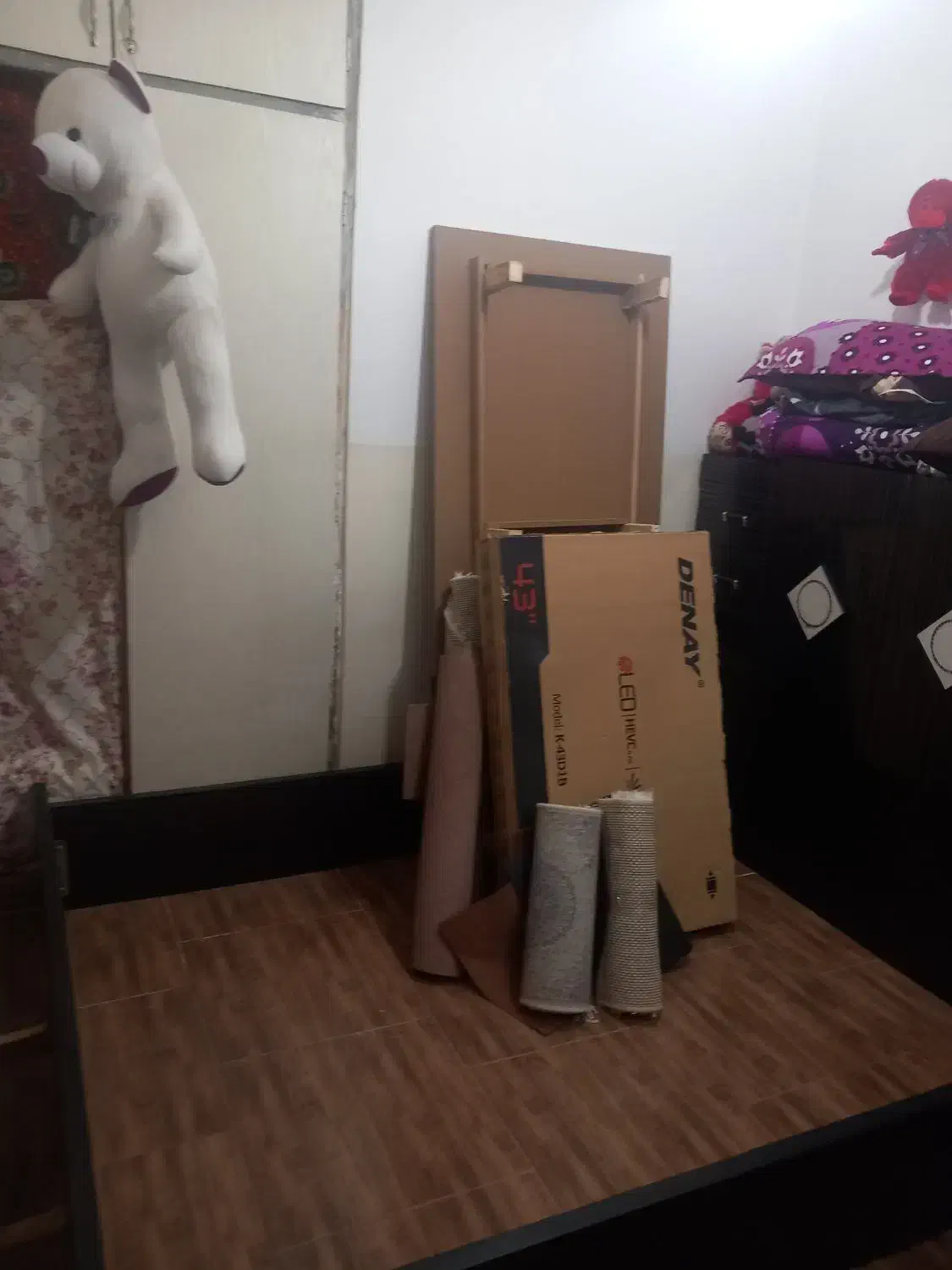 یک تخت دو نفر تمیز|تشک تختخواب|رباطکریم, نصیرشهر|دیوار