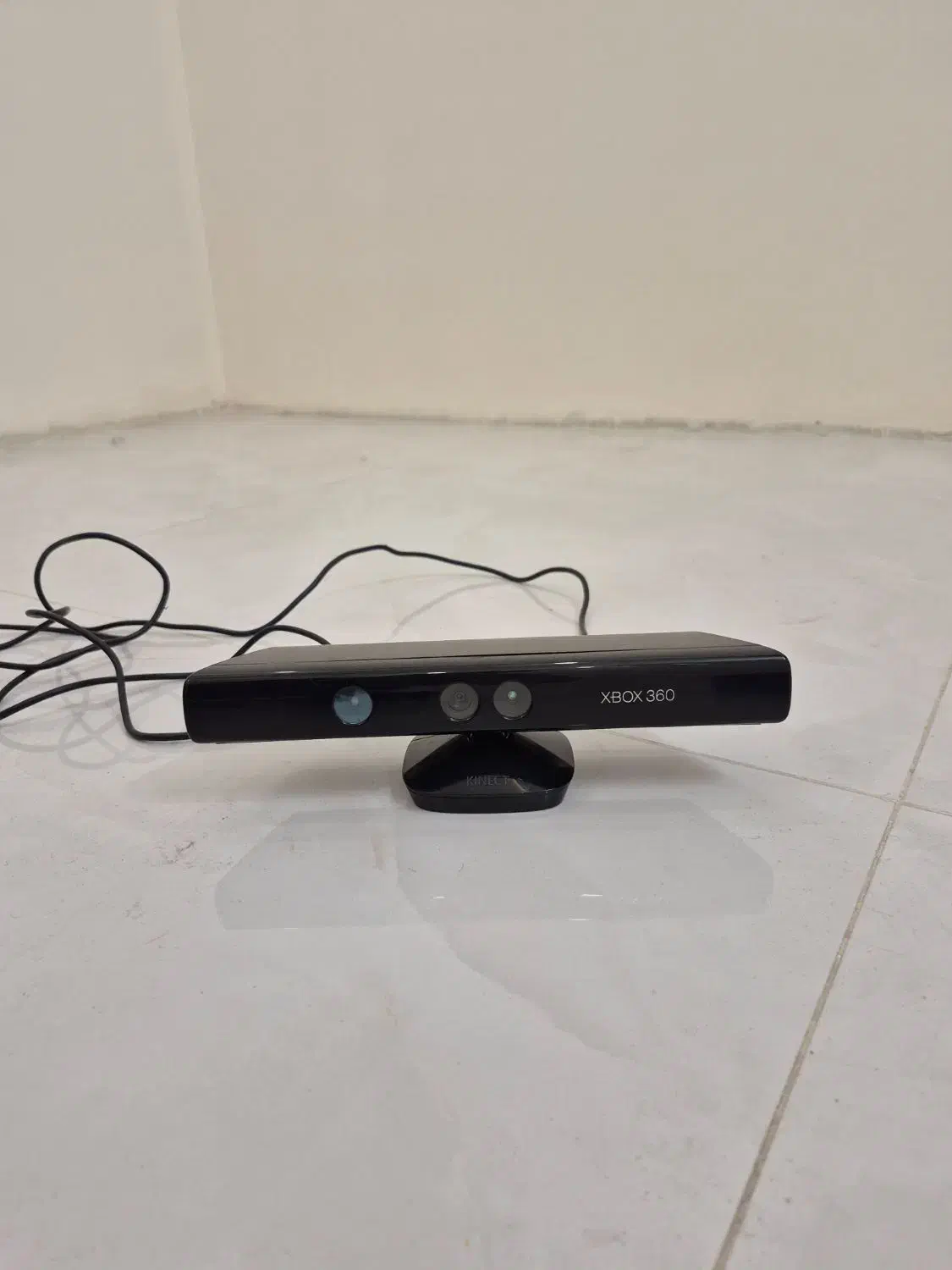 xbox360 اسلیم ۲۵۰ گیگ ۱ دسته ۱ کینکت|کنسول، بازی ویدئویی و آنلاین|اصفهان, بهارستان (مخابرات)|دیوار