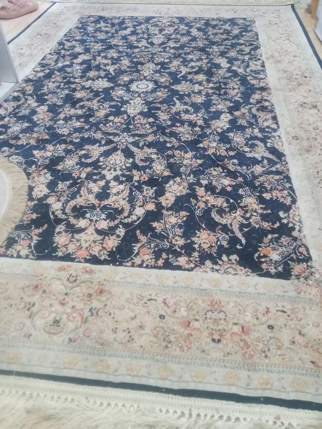 دوتا فرش ماشینی در حد نو دوماه کارکرده ۴۰ میلیون|فرش|ری, دیلمان|دیوار