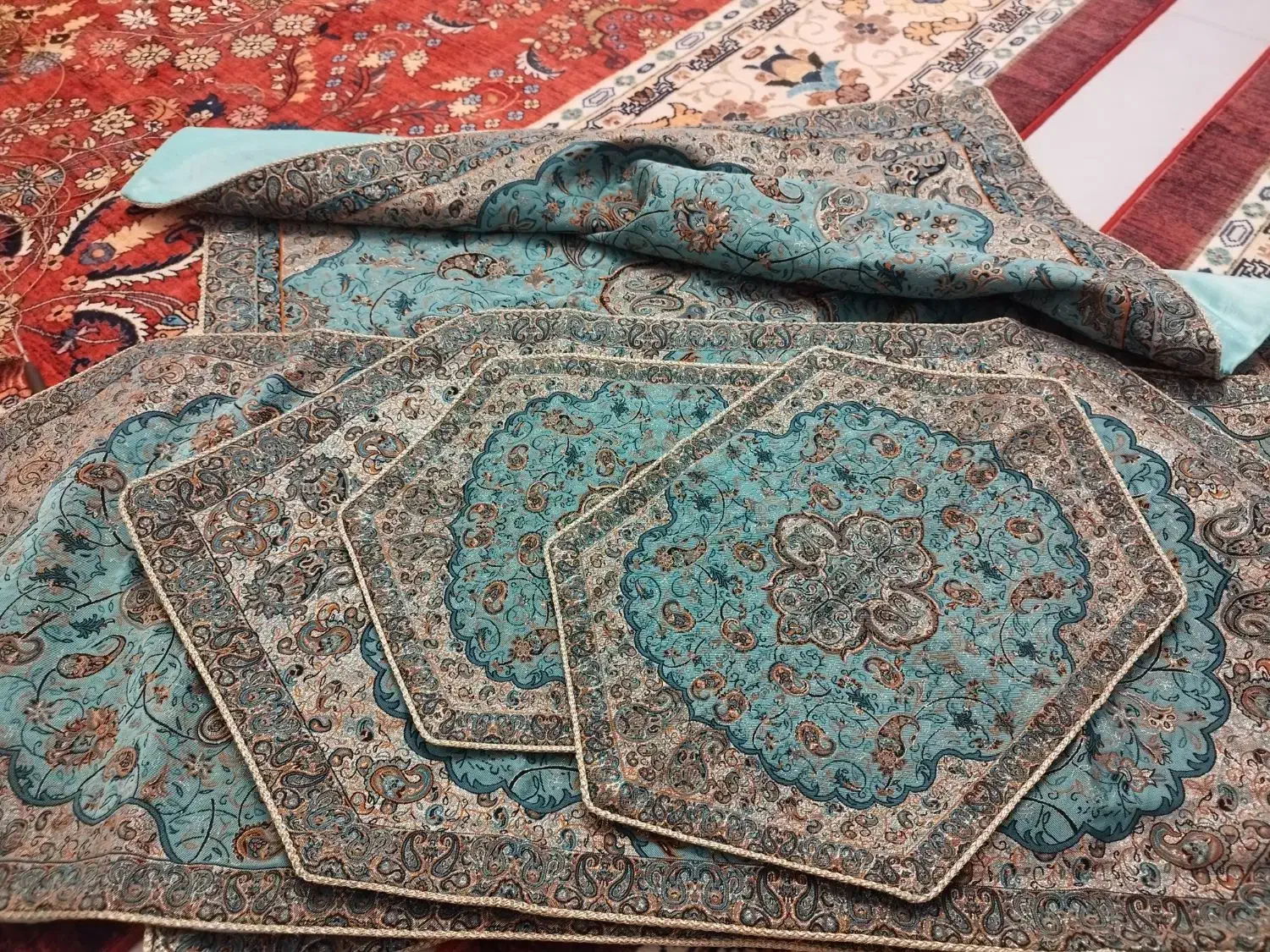 ترمه یزد رومیزی ۵تیکه|پرده، رانر، رومیزی|کرج, آق تپه|دیوار