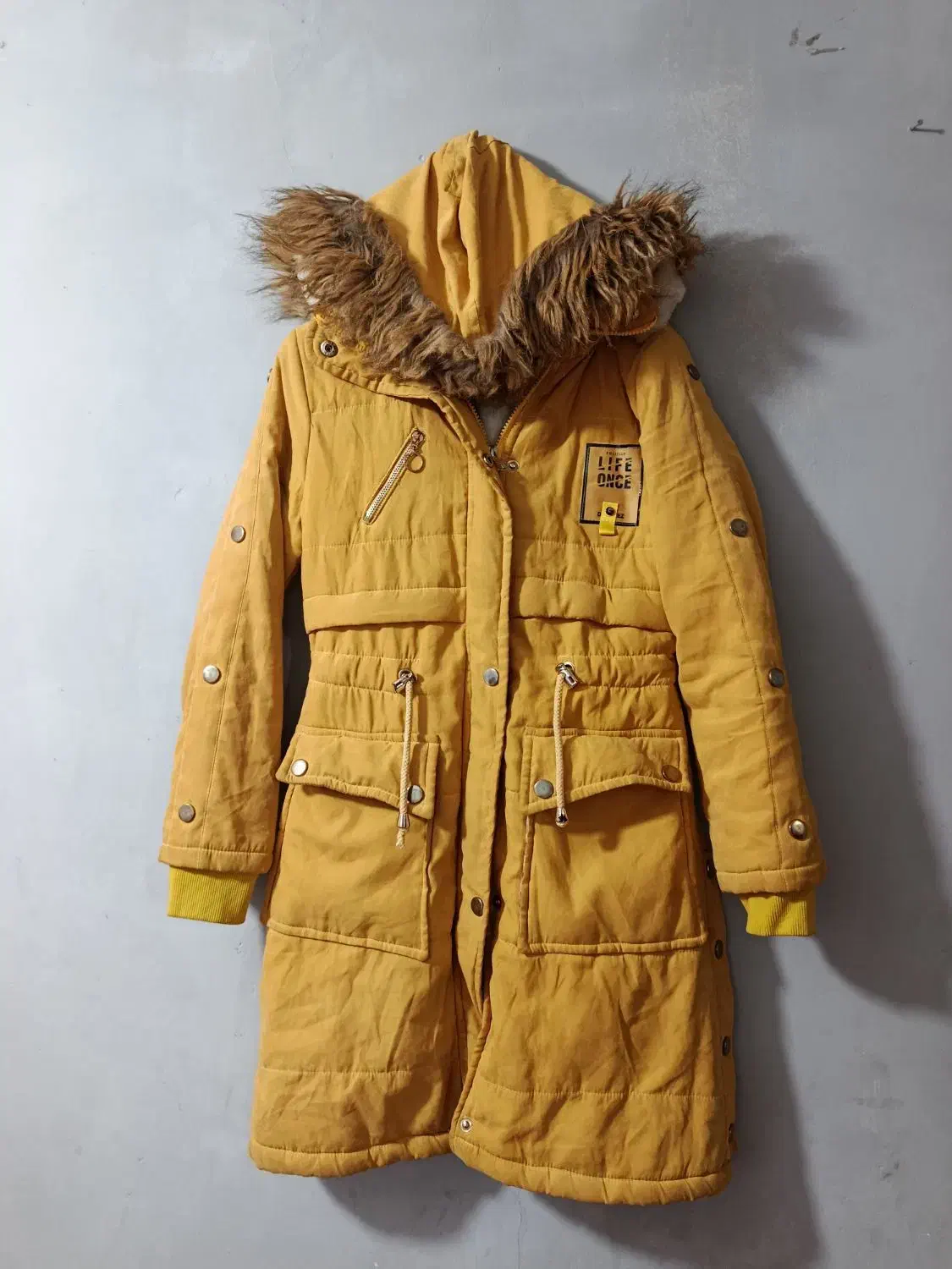 پالتو زنانه|لباس|بومهن, |دیوار